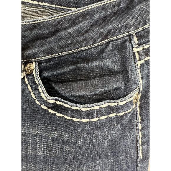 Miss Chic Women’s Jeans Size 5 Dark Wash Bootcut Embroidered Pocket EUC - Picture 14 of 16